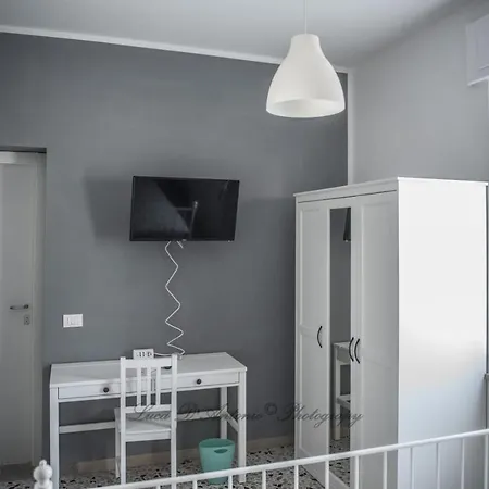 Il Tamburino Lucio Гостевой дом Сан-Джемини